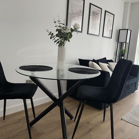 Appartamento Luxury - Smart Tv - Fast Wifi - Near Utilitia Arena & Icc Birmingham Esterno foto